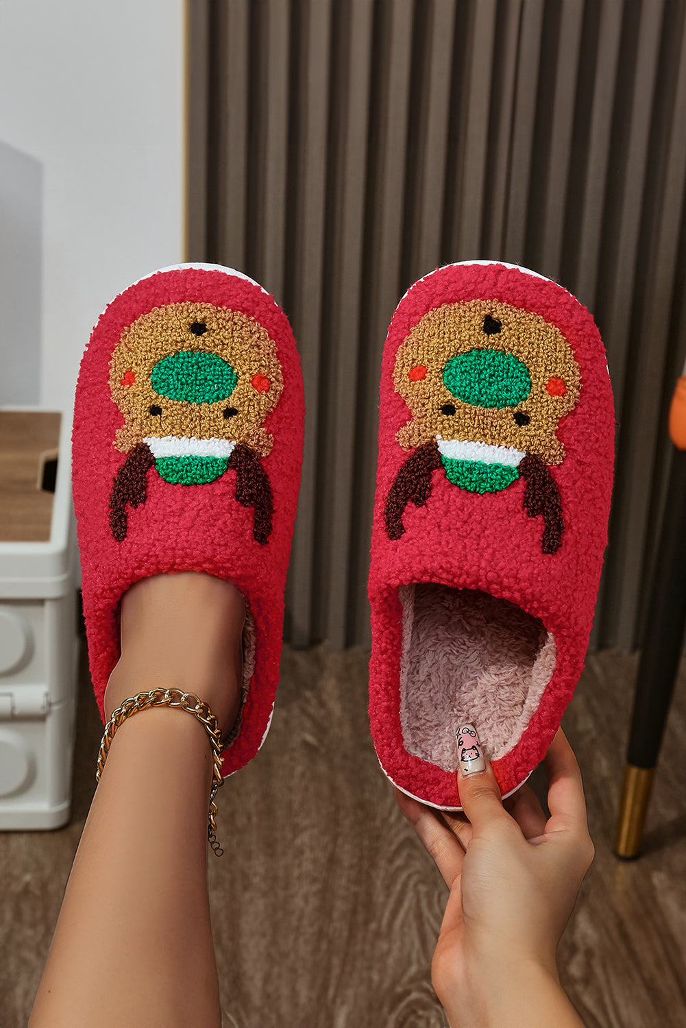 Christmas Reindeer Red Plush Slippers